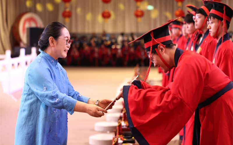 金秋揚帆，逐夢遠航！榮程學子成人禮儀式