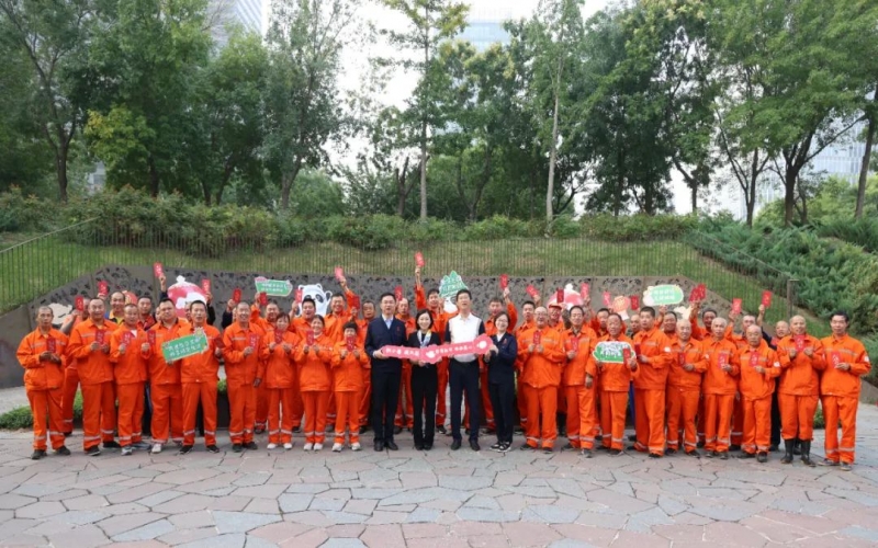 情暖中秋！榮程集團(tuán)總裁張君婷深入一線走訪慰問