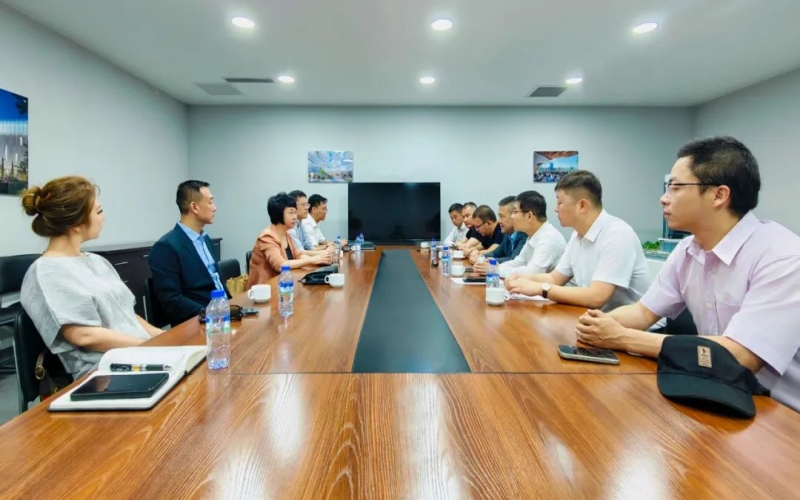 榮程集團黨委書記、融誠物產集團總經理張穎赴烏茲別克斯坦開展商務考察 拓展新領域 推進國際化