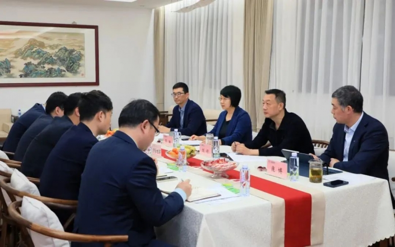 集思廣益獻(xiàn)良策 創(chuàng)新驅(qū)動(dòng)促發(fā)展 融誠(chéng)物產(chǎn)集團(tuán)本部開(kāi)展創(chuàng)新研討活動(dòng)