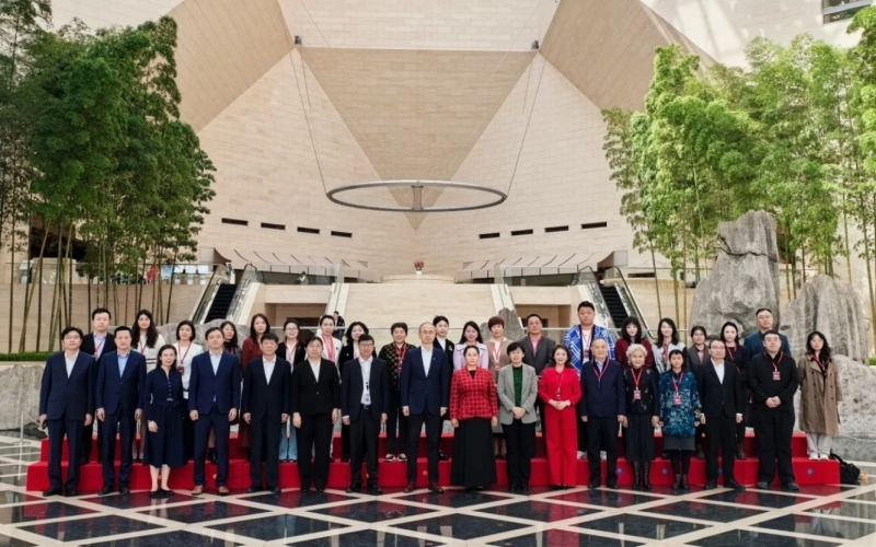 全國“兩會”精神政策宣講會暨金融賦能民營企業(yè)家會議在京舉行